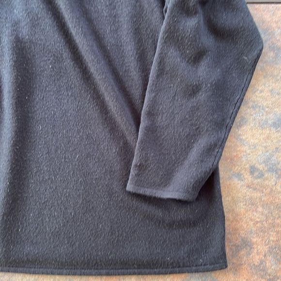 black sweater with cheetah collar - Picture 3 of 5